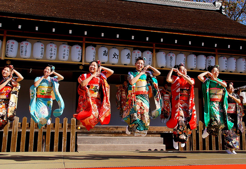 着物で集う園遊会(京小町踊り子隊)-33