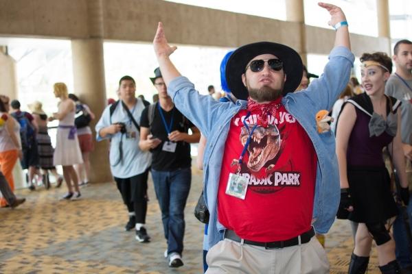      Otakon 2015 | otafri050  
     Otakon 2015. Cosplay picture from anime convention Otakon 2015 - 050
, , cosplay, photo, otakon, otakon2015