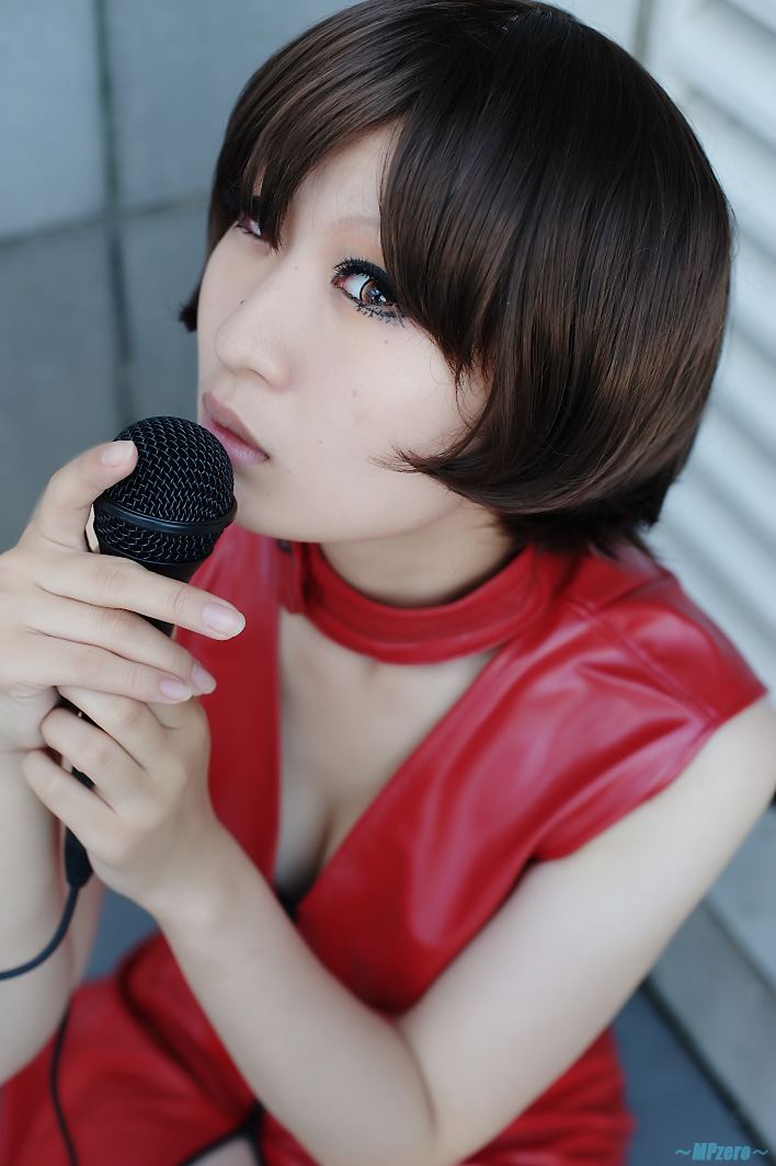 Cosplay vocaloid Meiko 34. 