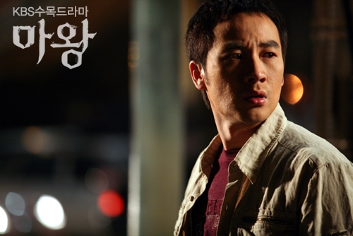 tae woong   devil photo   259 
tae woong   devil photo   ( Movies Mawang small official photos Tae woong Eom as Kang Oh Soo  ) 259 
tae woong   devil photo   Movies Mawang small official photos Tae woong Eom as Kang Oh Soo  