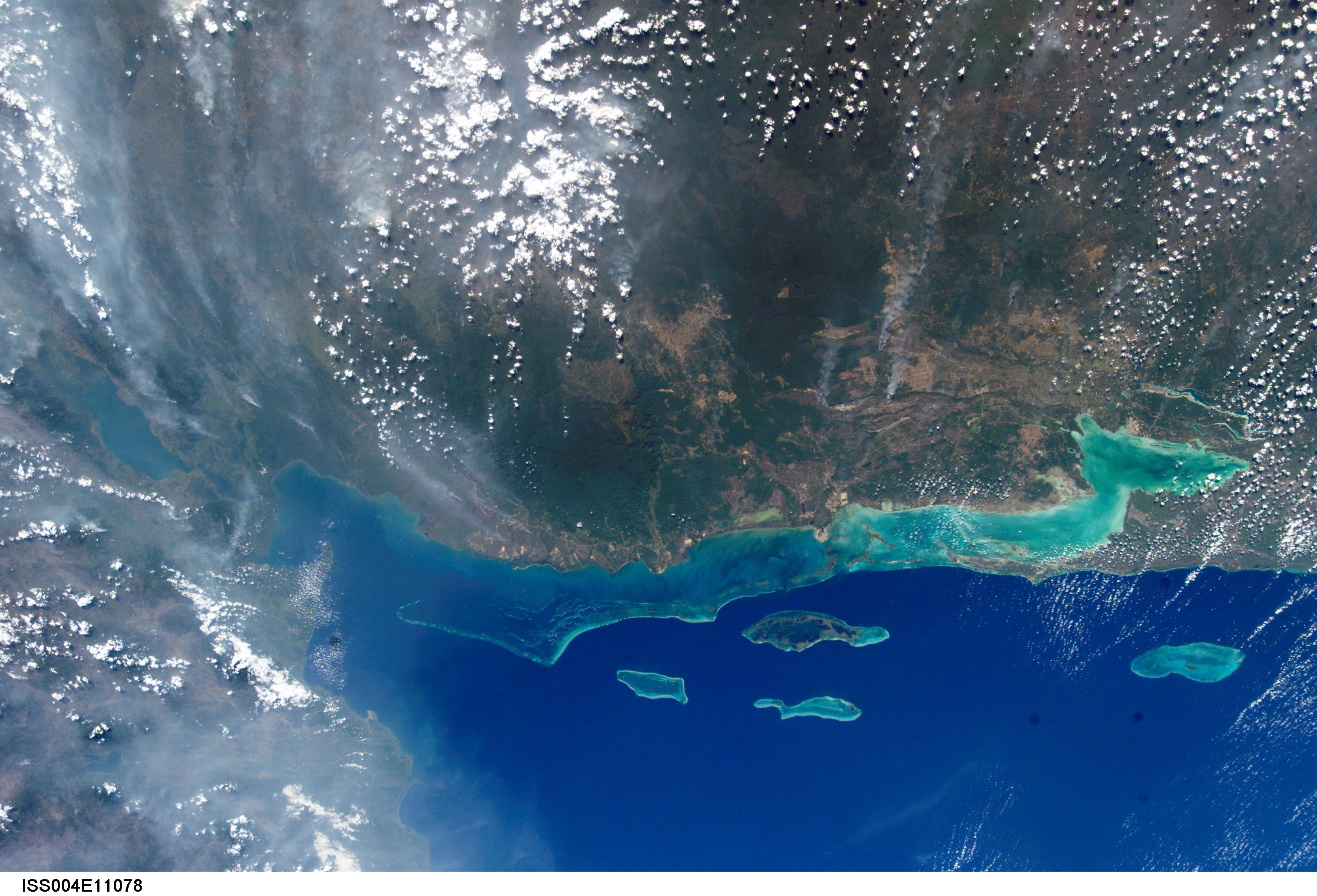Полуостров Юкатан со спутника