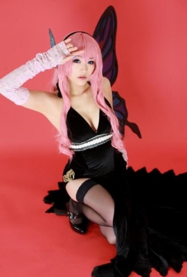 Megurune Luka Cosplay
  Megurine Luka Cosplay Vocaloid  