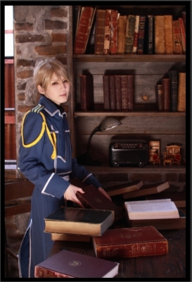 FullMetal Alchemist Cosplay
  FullMetal Alchemist    cosplay