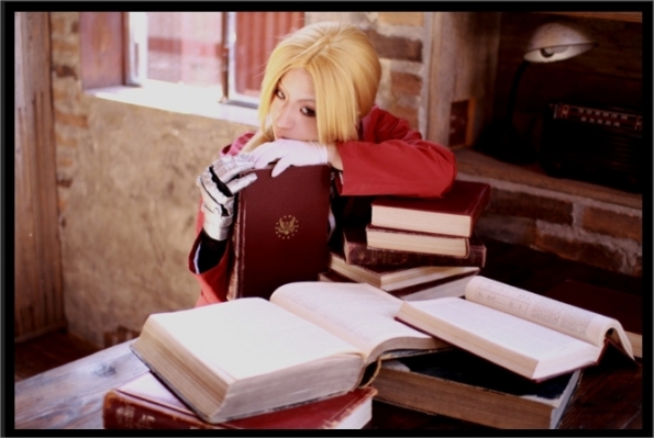 FullMetal Alchemist Cosplay
  FullMetal Alchemist    cosplay