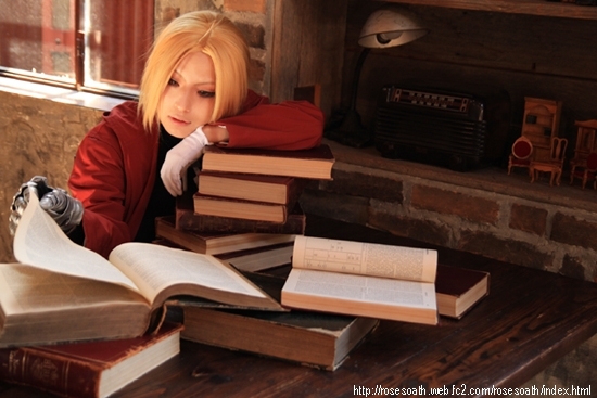 FullMetal Alchemist Cosplay
  FullMetal Alchemist    cosplay