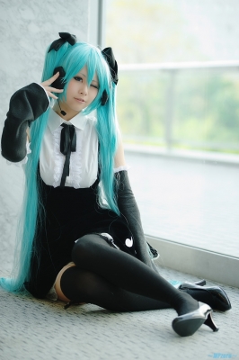 Hatsune Miku by Ryuga 005
 Hatsune Miku vocaloid cosplay