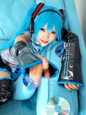 Hatsune Miku by Kipi 119
 Hatsune Miku vocaloid cosplay