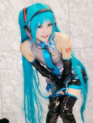 Hatsune Miku by Kipi 092
 Hatsune Miku vocaloid cosplay