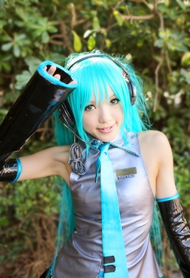 Hatsune Miku by Kipi 058
 Hatsune Miku vocaloid cosplay