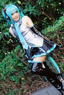 Hatsune Miku by Kipi 004
 Hatsune Miku vocaloid cosplay