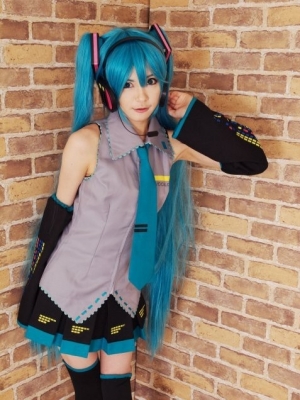 Hatsune Miku by Sakurai Hinoki 002
 Hatsune Miku vocaloid cosplay