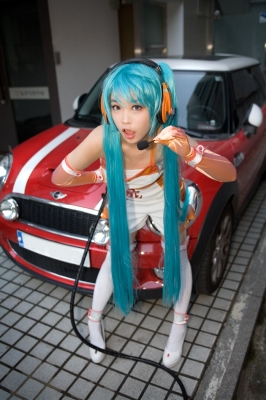 Hatsune Miku by Tomia 
 Hatsune Miku Tomia cosplay