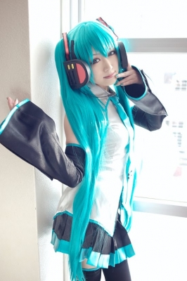 Hatsune Miku by Iori
 Hatsune Miku Iori cosplay