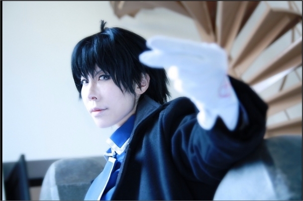 Roy Mustang
fullmetal alchemist roy mustang anime cosplay     