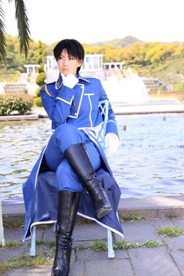 Roy Mustang by Touya Hibiki 
fullmetal alchemist roy mustang anime cosplay     