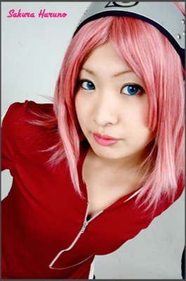 Sakura Haruno cosplay
 Naruto cosplay picture foto    