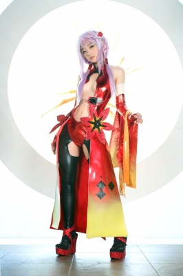 Yuzuriha Inori by Miyuko
Guilty Crown cosplay picture photo Yuzuriha Inori          