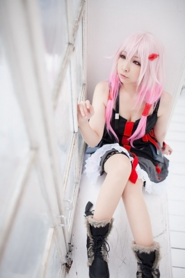 Yuzuriha Inori by Miiko
Guilty Crown cosplay picture photo Yuzuriha Inori          