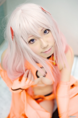 Yuzuriha Inori by Rio
Guilty Crown cosplay picture photo Yuzuriha Inori          