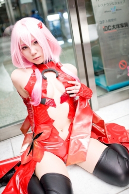 Yuzuriha Inori by Sasa
Guilty Crown cosplay picture photo Yuzuriha Inori          