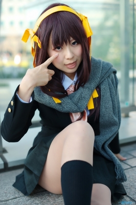 Suzumiya Haruhi by Makiron
suzumiya haruhi Makiron Cosplay pictures      