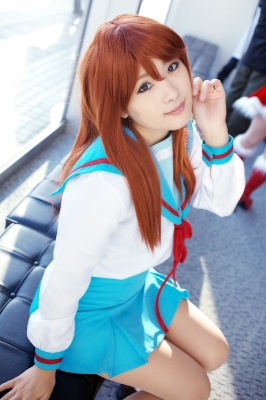 asahina mikuru by kuroe
 suzumiya haruhi Cosplay pictures      