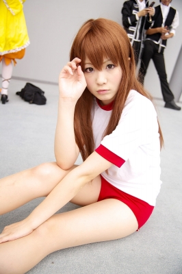 asahina mikuru by to-kamui
 suzumiya haruhi Cosplay pictures      