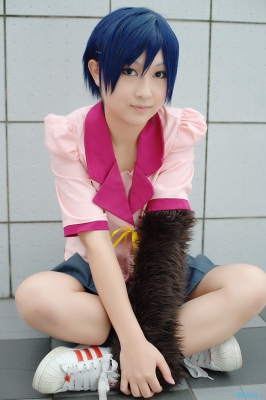 kanbaru suruga by aidou rika
 bakemonogatari Cosplay pictures     