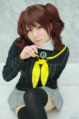 kujikawa rise by sasa
persona anime cosplay    kujikawa rise by sasa