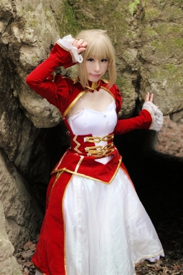 saber by hazuki minami
 fate stay night Cosplay pictures     