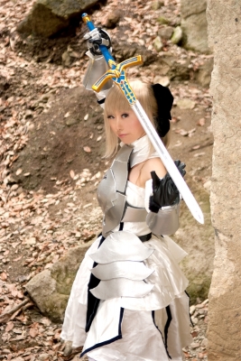 saber by hazuki minami
 fate stay night Cosplay pictures     