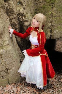 saber by hazuki minami
 fate stay night Cosplay pictures     