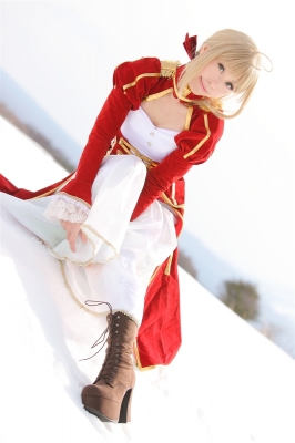 saber by hazuki minami
 fate stay night Cosplay pictures     