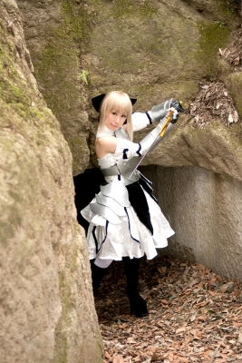 saber by hazuki minami
 fate stay night Cosplay pictures     