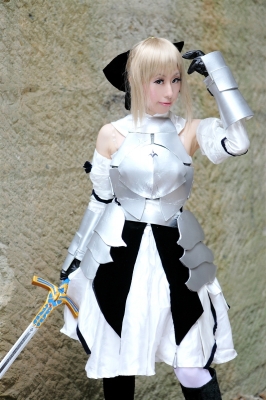 saber by hazuki minami
 fate stay night Cosplay pictures     