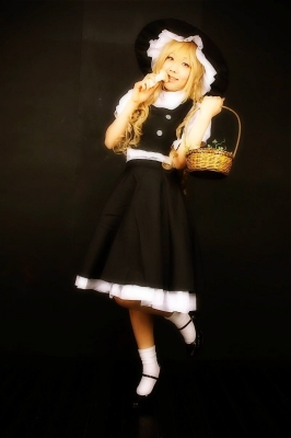 kirisame marisa by hanamura misaki
touhou cosplay pictures  