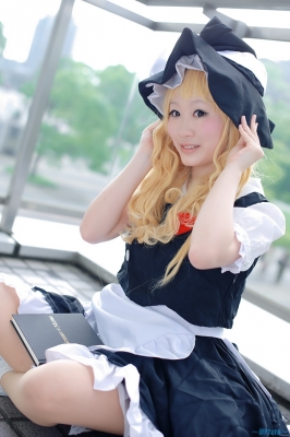 kirisame marisa by kinuka
touhou cosplay pictures  