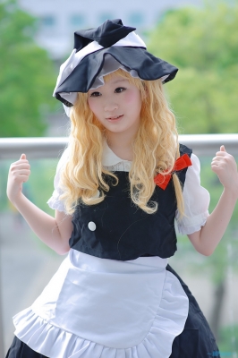 kirisame marisa by kinuka
touhou cosplay pictures  