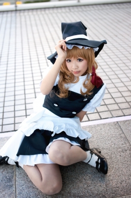 kirisame marisa by zero inch
touhou cosplay pictures  