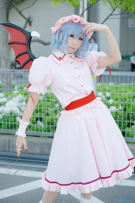 remilia scarlet by sakuragi mui
touhou cosplay pictures  