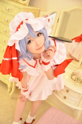 remilia scarlet by shizuku
touhou cosplay pictures  