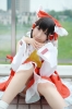 hakurei reimu by amatsuka miyu
touhou cosplay pictures  