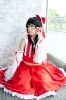 hakurei reimu by sakura chii
touhou cosplay pictures  