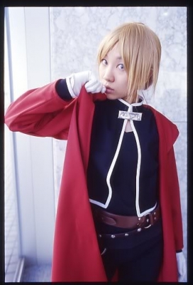 Edward Elric
fma cosplay