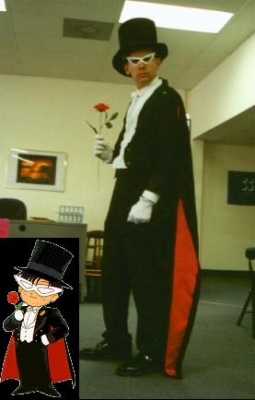 Tuxedo Mask cosplay
Tuxedo Mask cosplay   