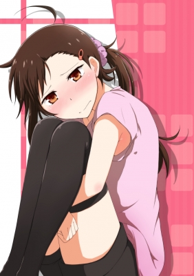 Nisekoi : Onodera Haru 181853
 668464  nisekoi  onodera haru   ( Anime CG Anime Pictures      ) 181853   : Nagomiya
ahoge blush brown eyes hair hairpins long shorts side tail thigh highs   anime picture