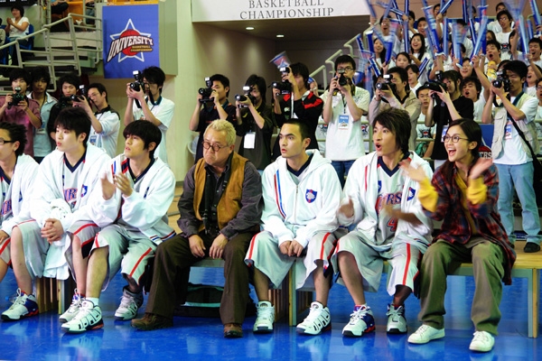 kung dunk photo small   43 
kung dunk photo small   ( Movies Kung Fu Dunk  ) 43 
kung dunk photo small   Movies Kung Fu Dunk  