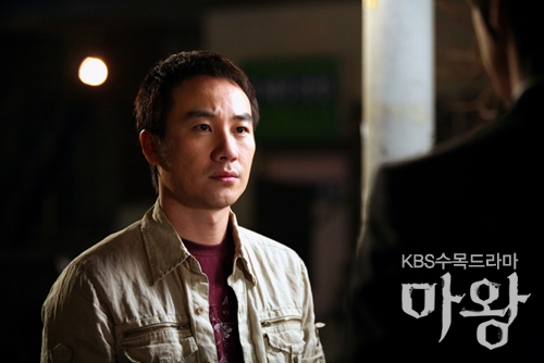 tae woong   devil photo   257 
tae woong   devil photo   ( Movies Mawang small official photos Tae woong Eom as Kang Oh Soo  ) 257 
tae woong   devil photo   Movies Mawang small official photos Tae woong Eom as Kang Oh Soo  