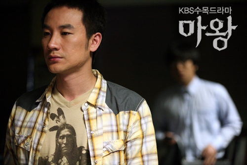 tae woong   devil photo   275 
tae woong   devil photo   ( Movies Mawang small official photos Tae woong Eom as Kang Oh Soo  ) 275 
tae woong   devil photo   Movies Mawang small official photos Tae woong Eom as Kang Oh Soo  