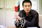 tae woong   devil photo   224 
tae woong   devil photo   Movies Mawang small official photos Tae woong Eom as Kang Oh Soo  